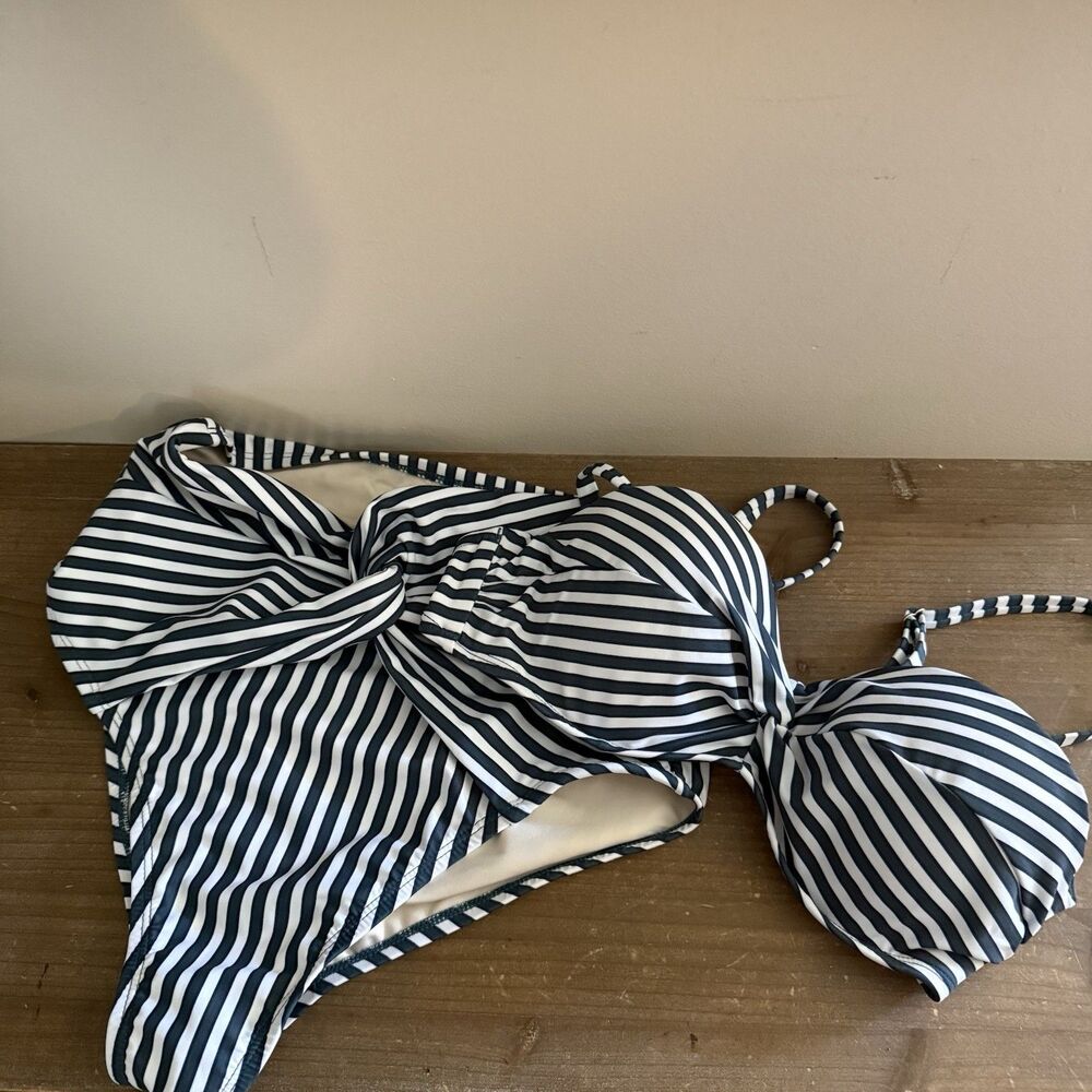 COASTAL BLUE 2pc Blue & White Striped Women's Bikini Size Small